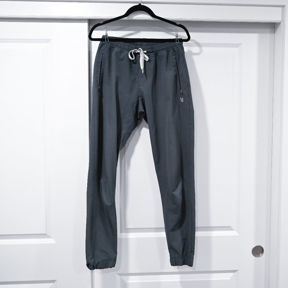 Vuori Men's Medium Blue Gray Jogger | Size Medium